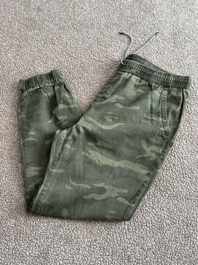 Aeropostale Camo Pull-On Joggers